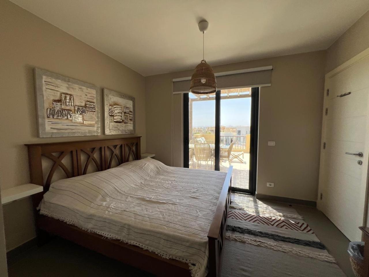 Lux Skyline Loft 2bdr Apartment